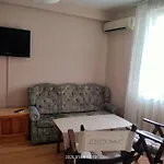Guesthouse Miraj - Shabla Къща за гости 3*